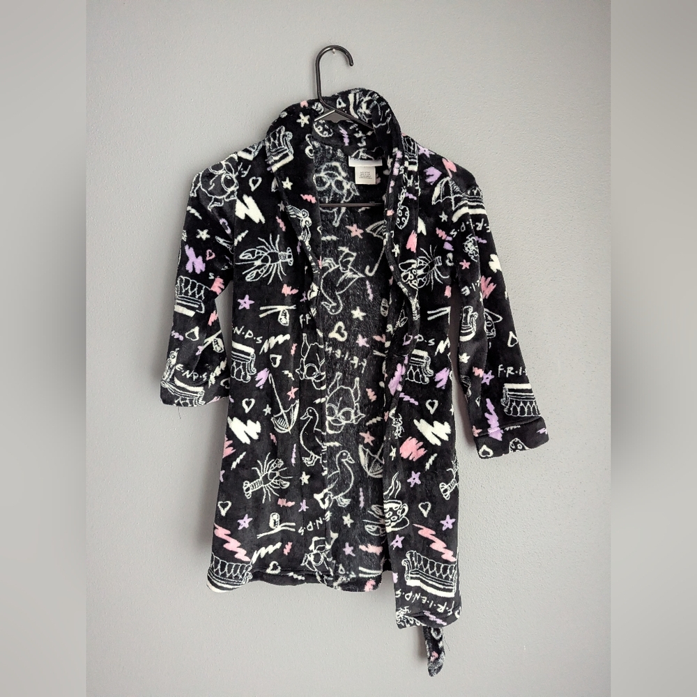 Friends Theme Black Robe Little Girls Size Small. Black And Pink Friends Robe.
